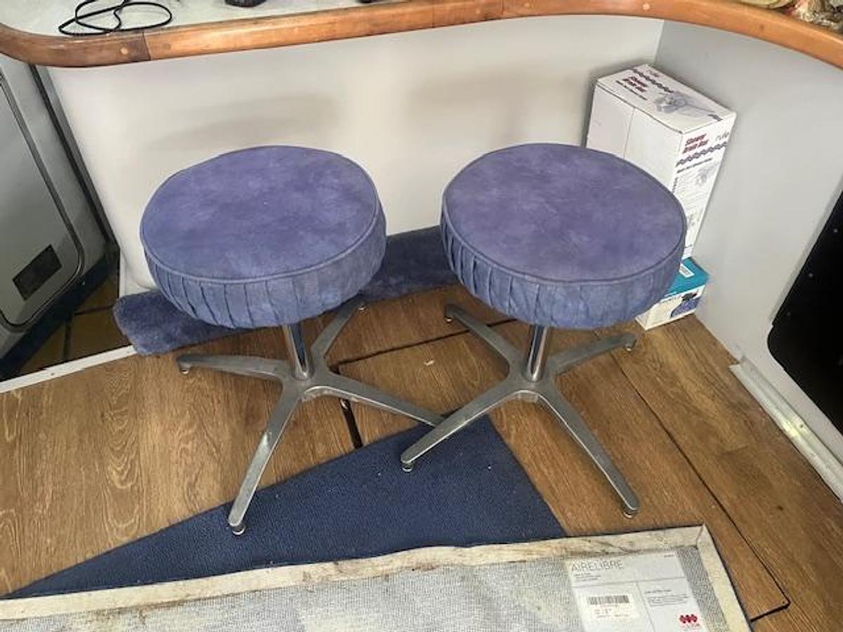 Used 1991 Sea Ray 370 Sedan Bridge