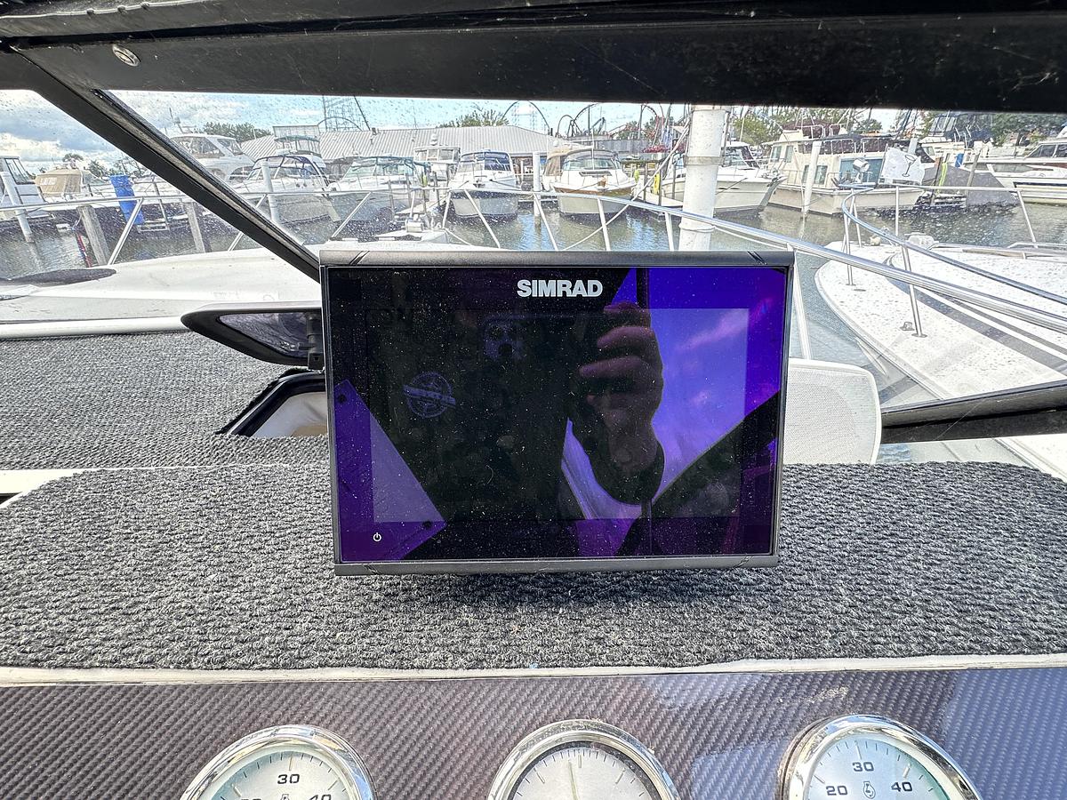 Used 1990 Silverton 34 Express