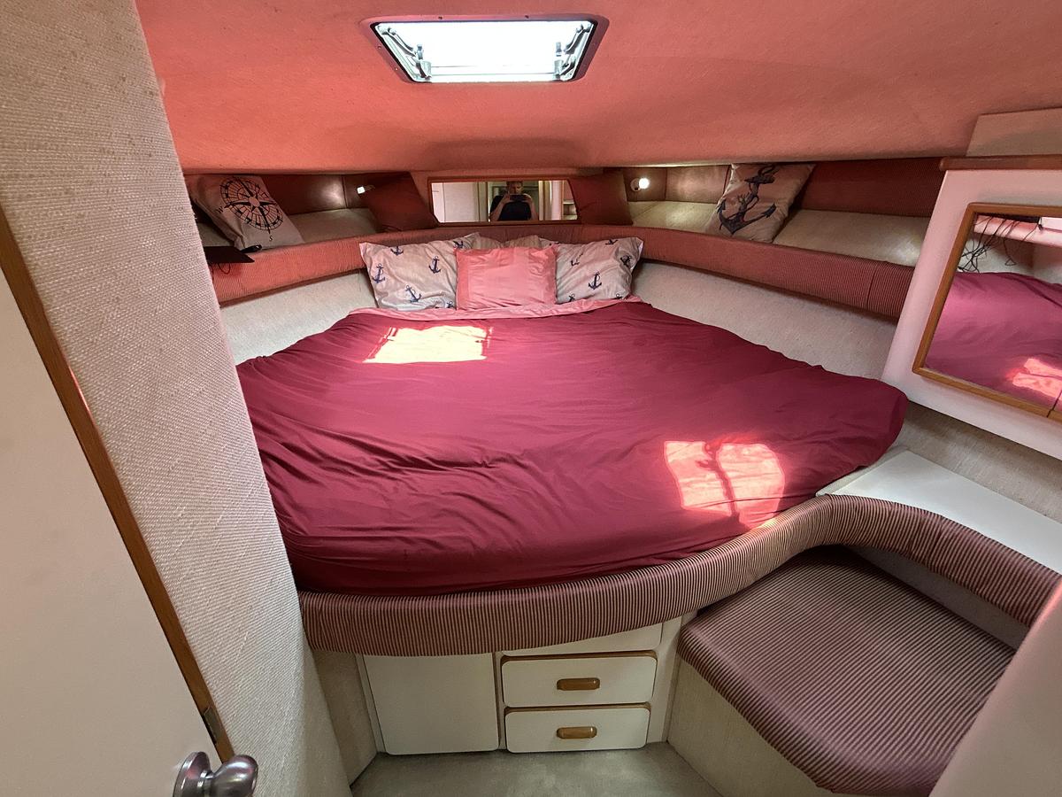 Used 1993 Sea Ray 440 Sundancer