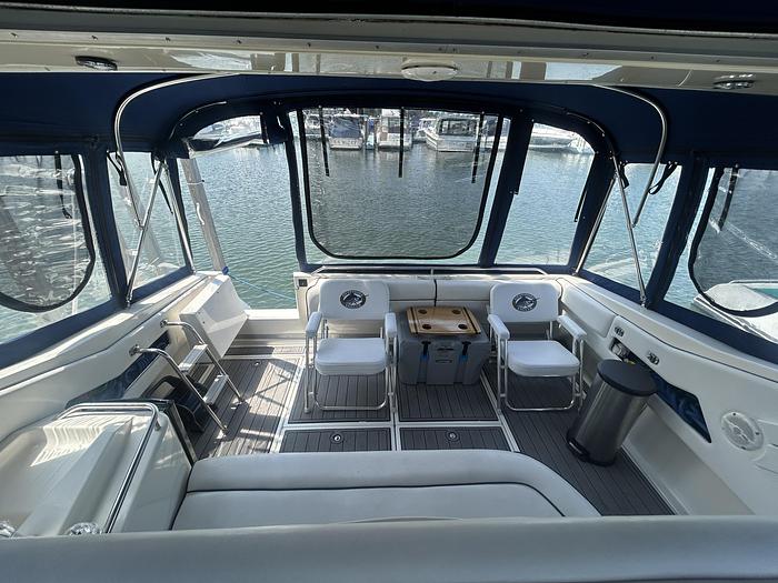 Used 1990 Sea Ray 350 Sundancer