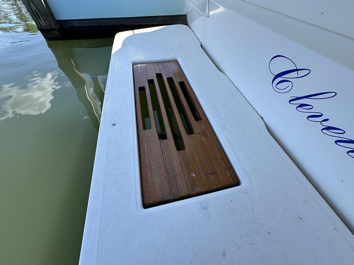 Used 1987  Sea Ray 340 Sundancer