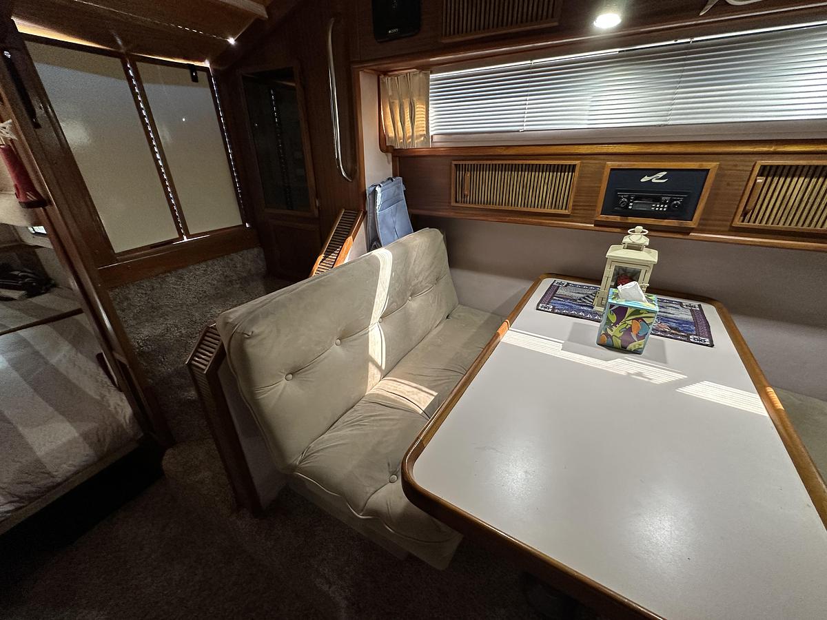 Used 1987  Sea Ray 340 Sundancer