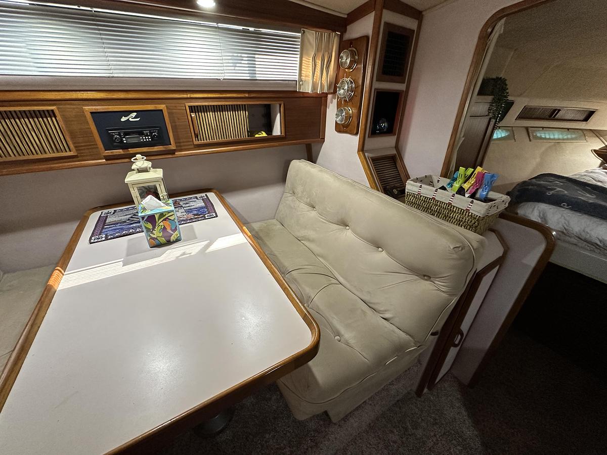 Used 1987  Sea Ray 340 Sundancer