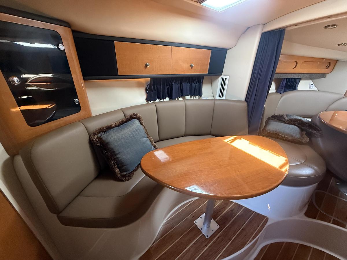 Used 2009 Chaparral 330 Signature