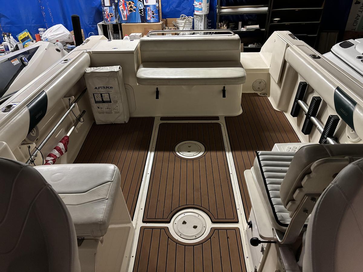 Used 1999 Pursuit 2460 Denali