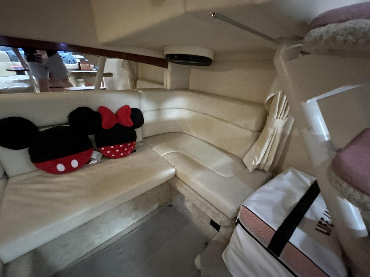 Used 2005 Sea Ray 320 Sundancer