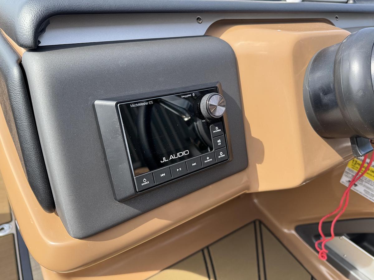 Used 2022 Harris  230 Solstice