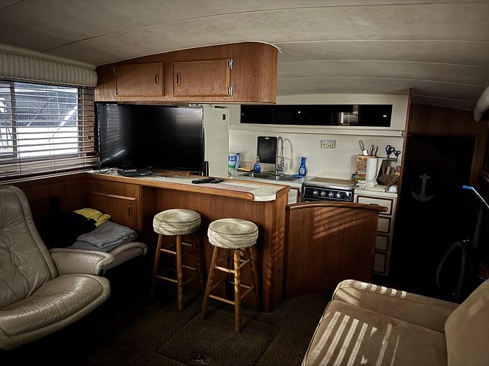 Used 1987 Bertram 42 Aft Cabin Motor Yacht