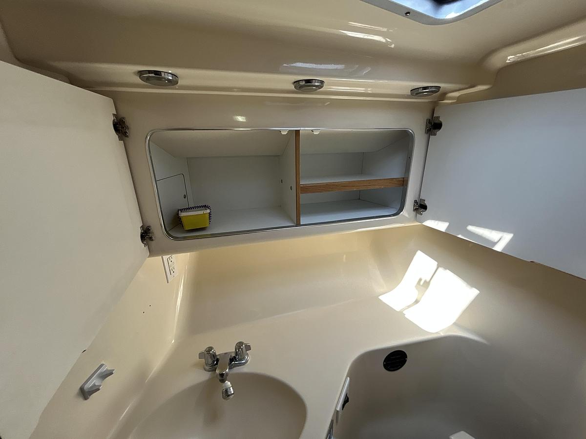 Used 1993 Sea Ray 440 Sundancer