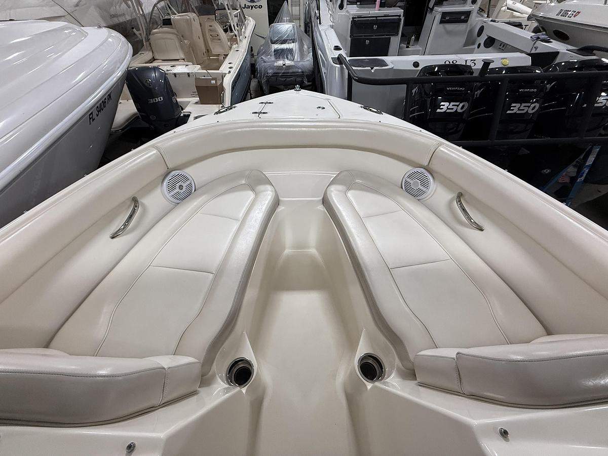 Used 2014 Pursuit 265 DC