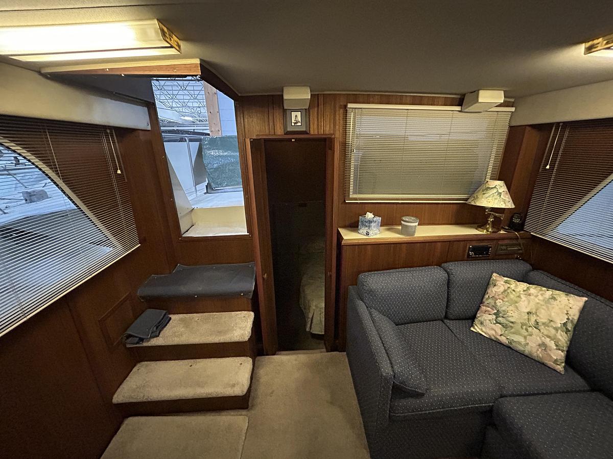 Used 1987 Chris-Craft 362 Catalina