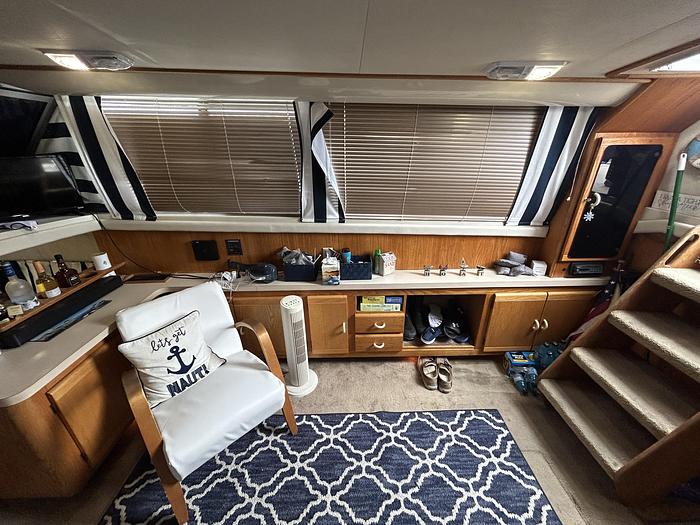 Used 1990 Silverton  40 Motor Yacht