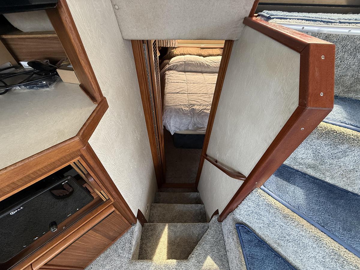 Used 1986 Sea Ray 410 Sundancer