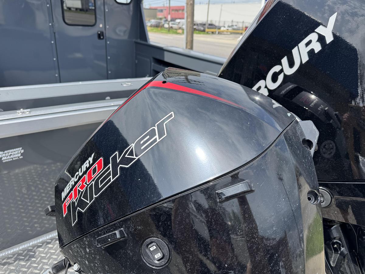 Used 2025 Hewescraft 240 Pacific Cruiser Hardtop