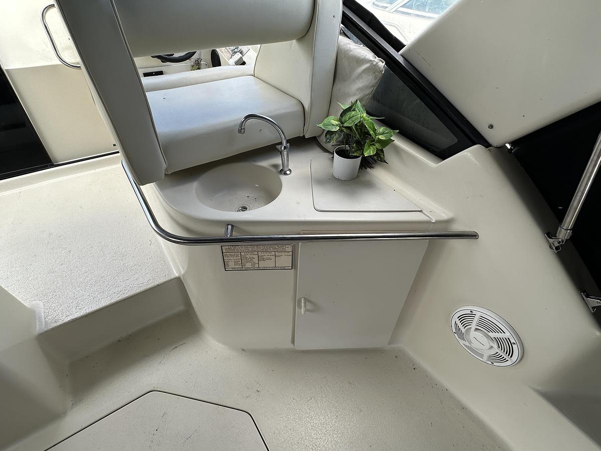 Used 1990 Silverton 34 Express