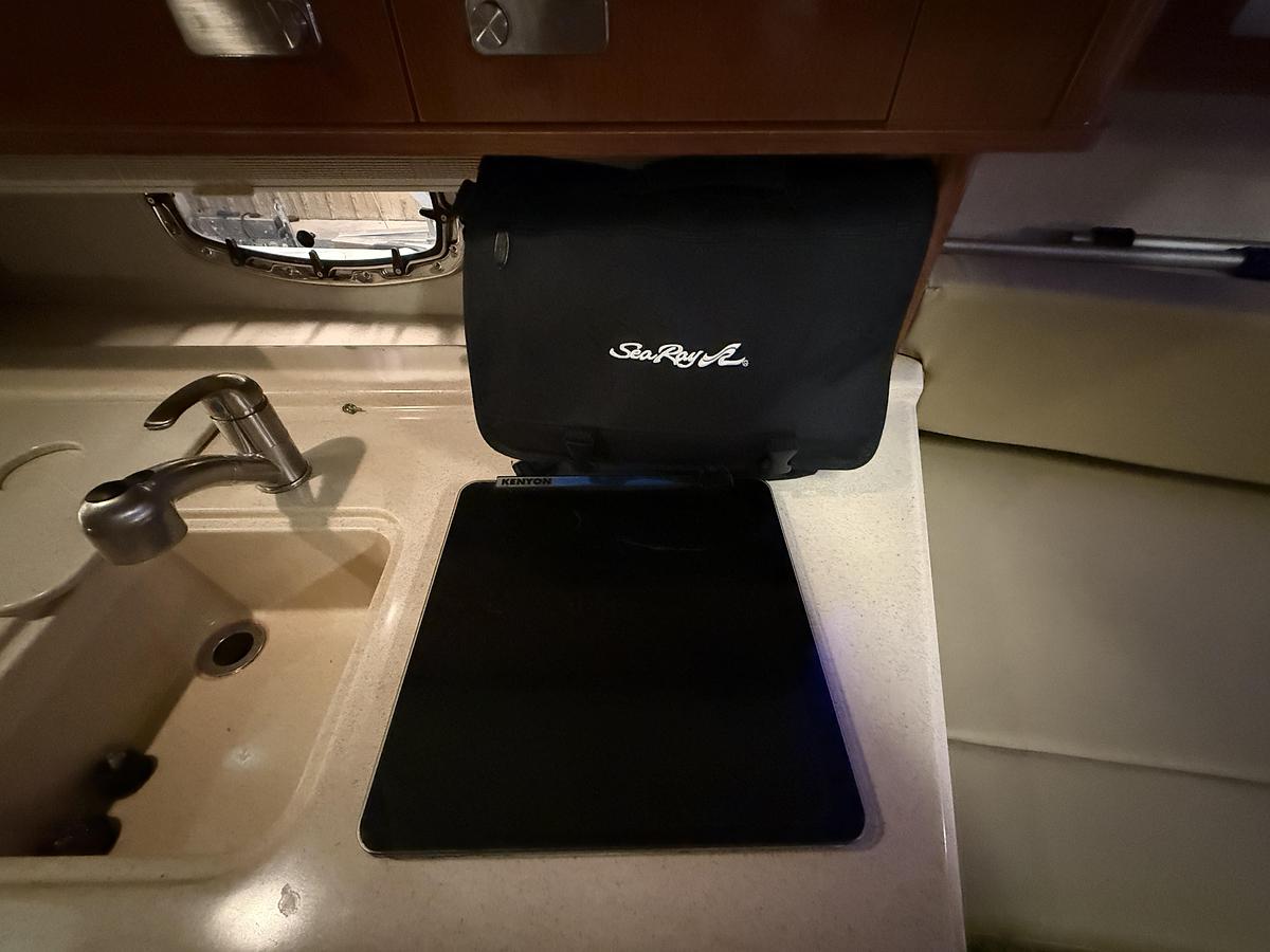 Used 2012 Sea Ray 280 Sundancer