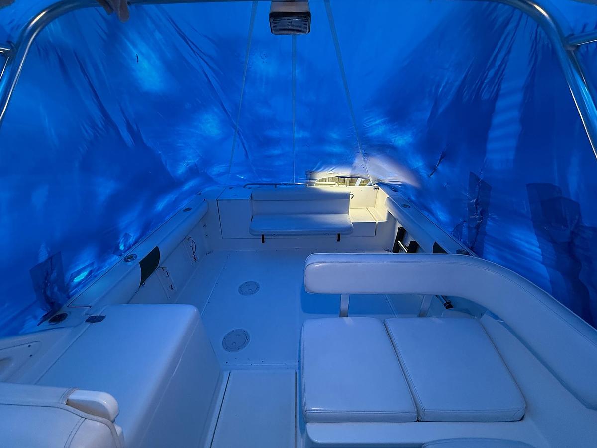 Used 1998 Pursuit 2860 Denali