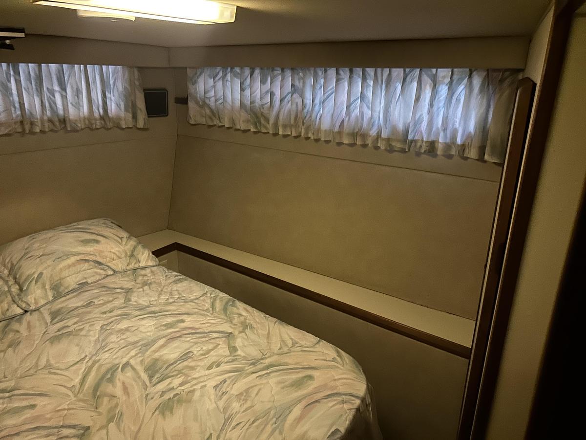 Used 1987 Chris-Craft 362 Catalina