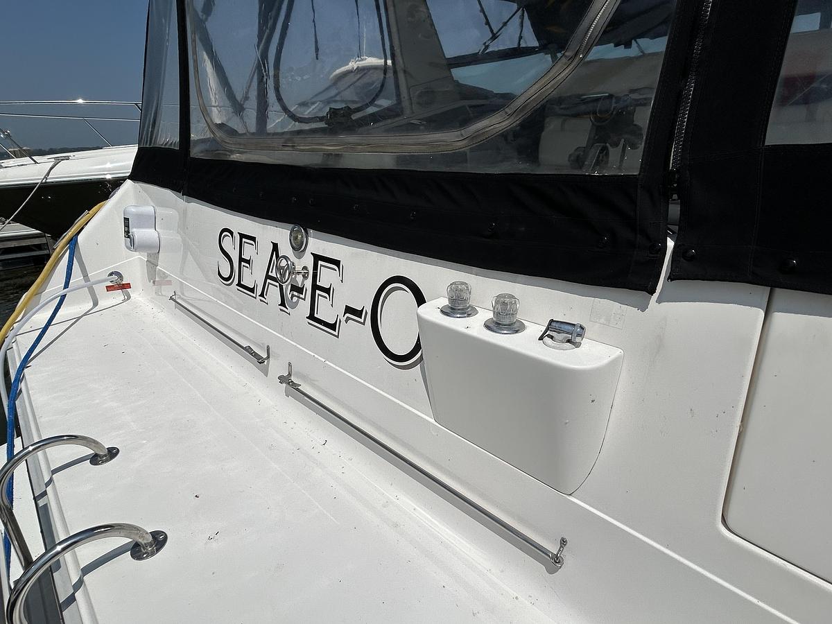 Used 1993 Sea Ray 440 Sundancer
