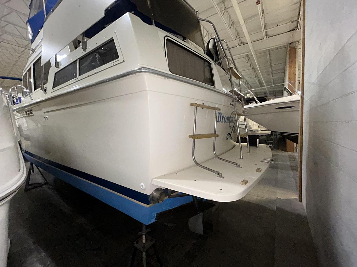 Used 1987 Chris-Craft 362 Catalina