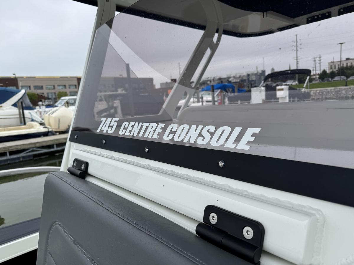 Used 2021 Extreme Boats 745 Center Console 24ft
