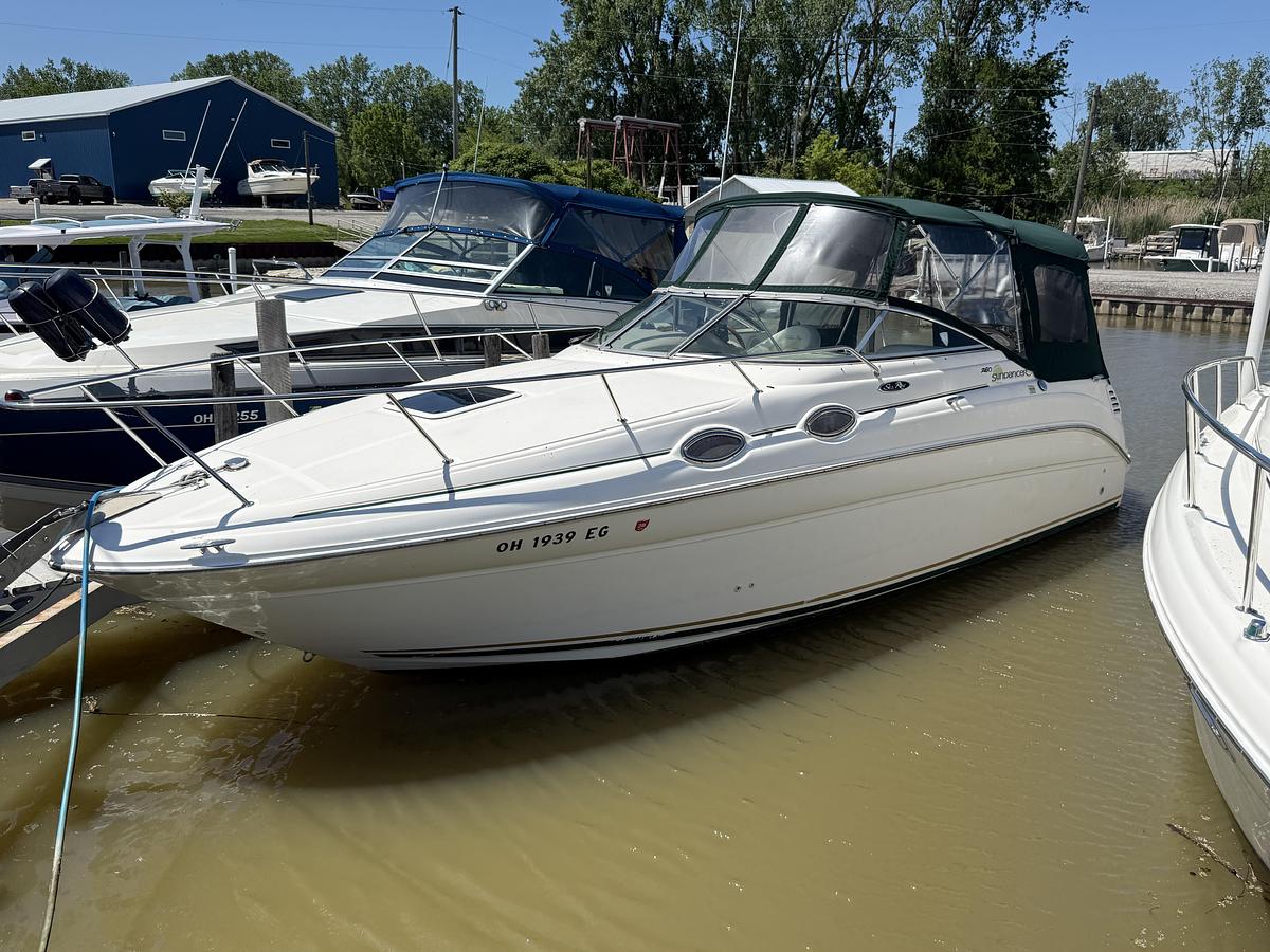 Used Sea Ray 260 Sundancer