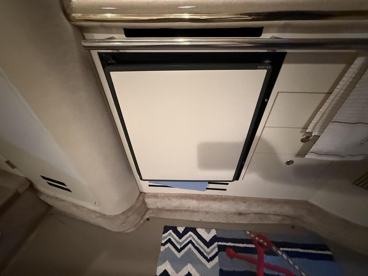 Used 2000 Sea Ray 310 Sundancer