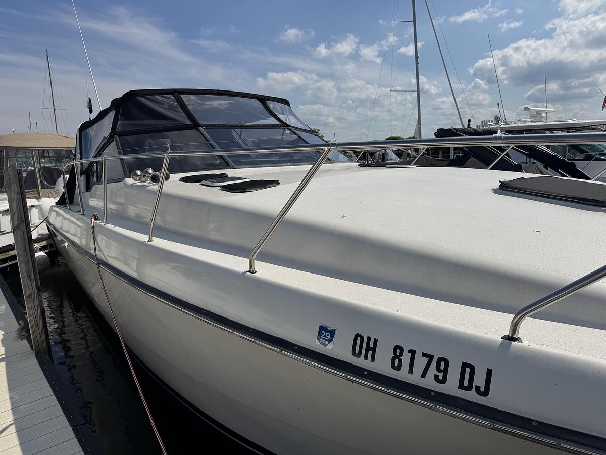 Used 1990 Silverton 34 Express