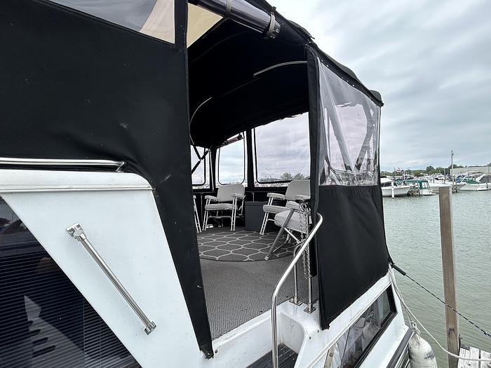 Used 1986 Marinette 39' Double Cabin