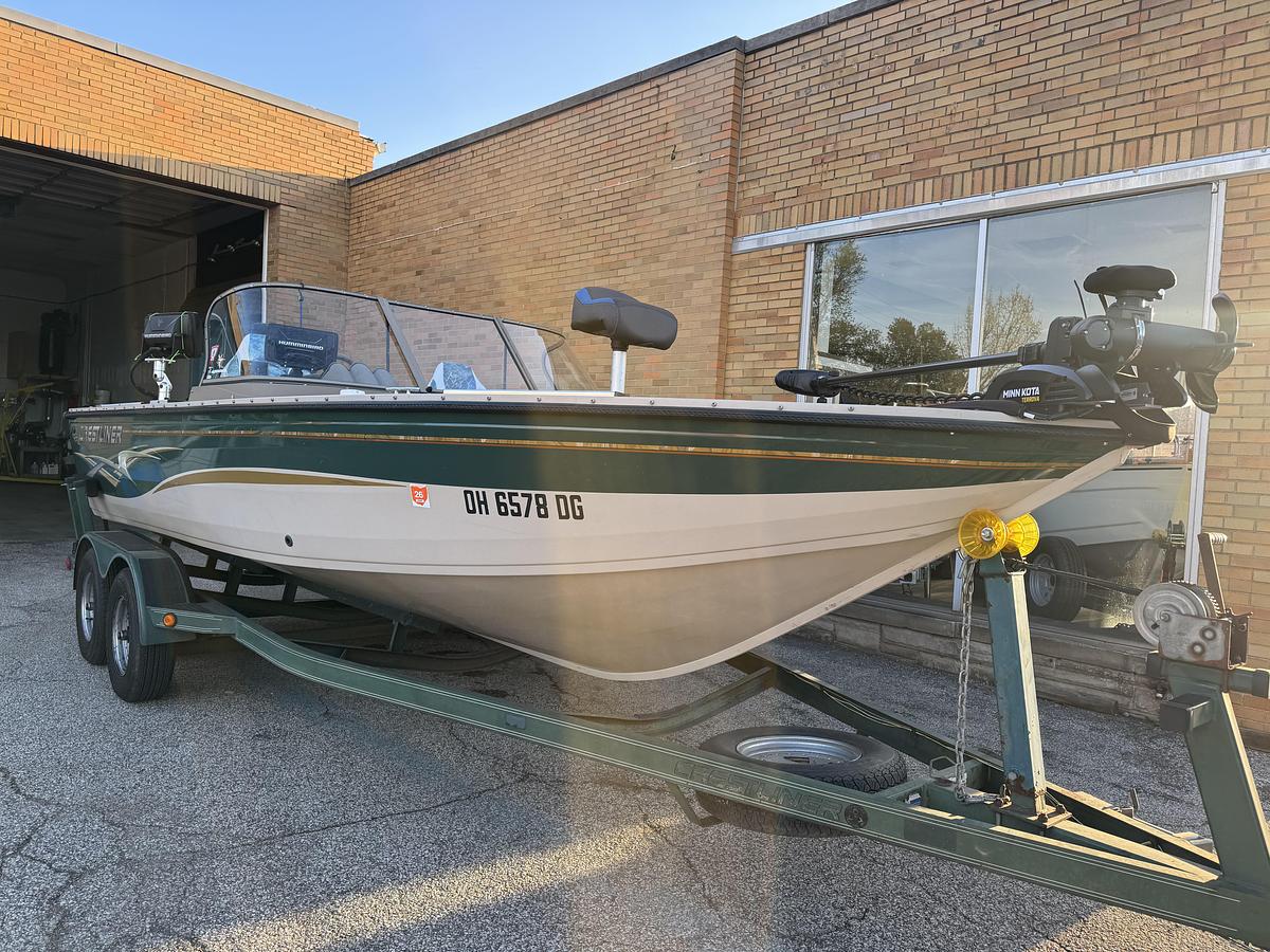 Used 2003 Crestliner 202 Tourament Side Console