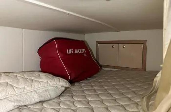 Used 2002 Fountain 38 Express Cruiser