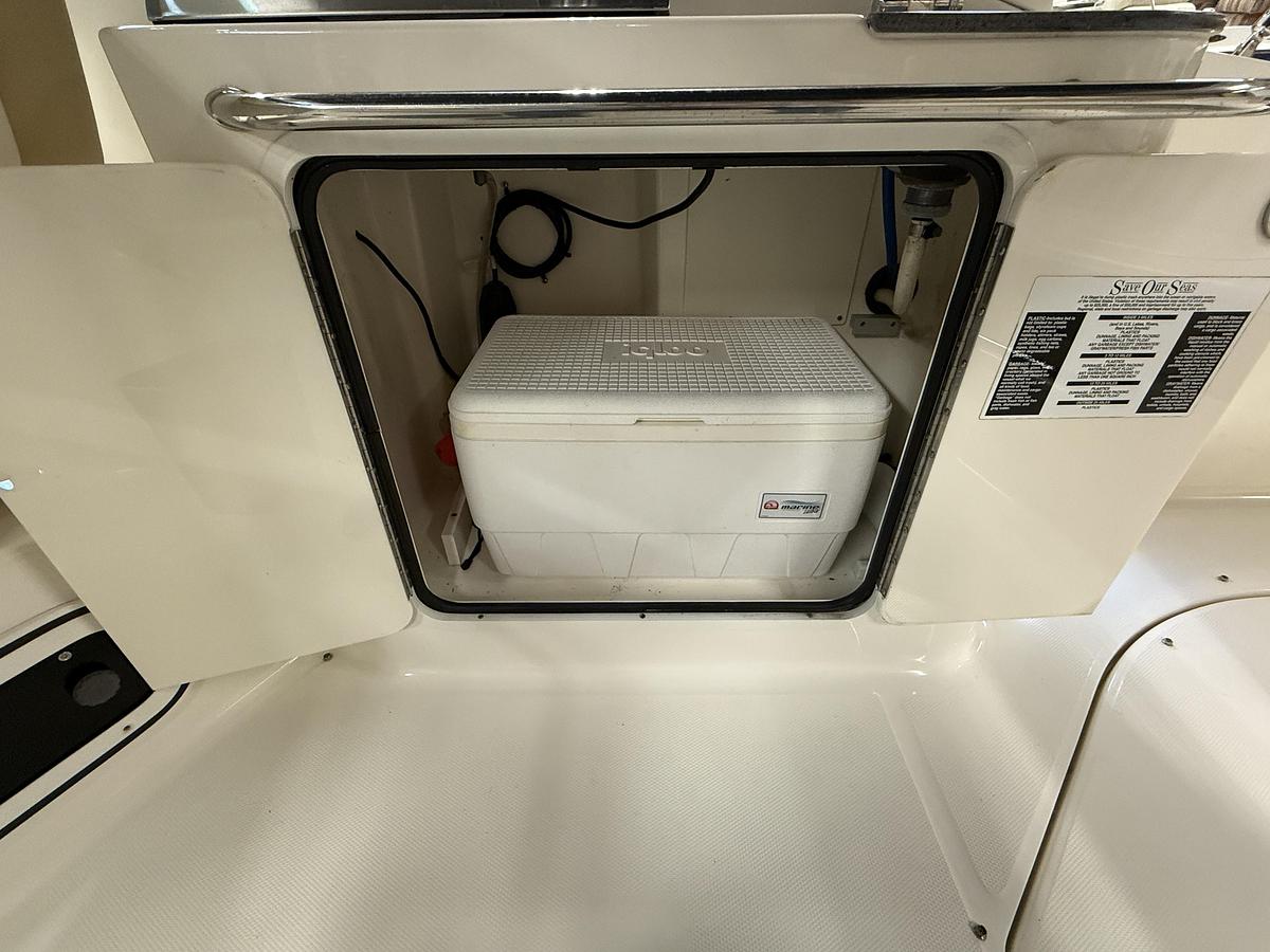 Used 2012 Sea Ray 280 Sundancer