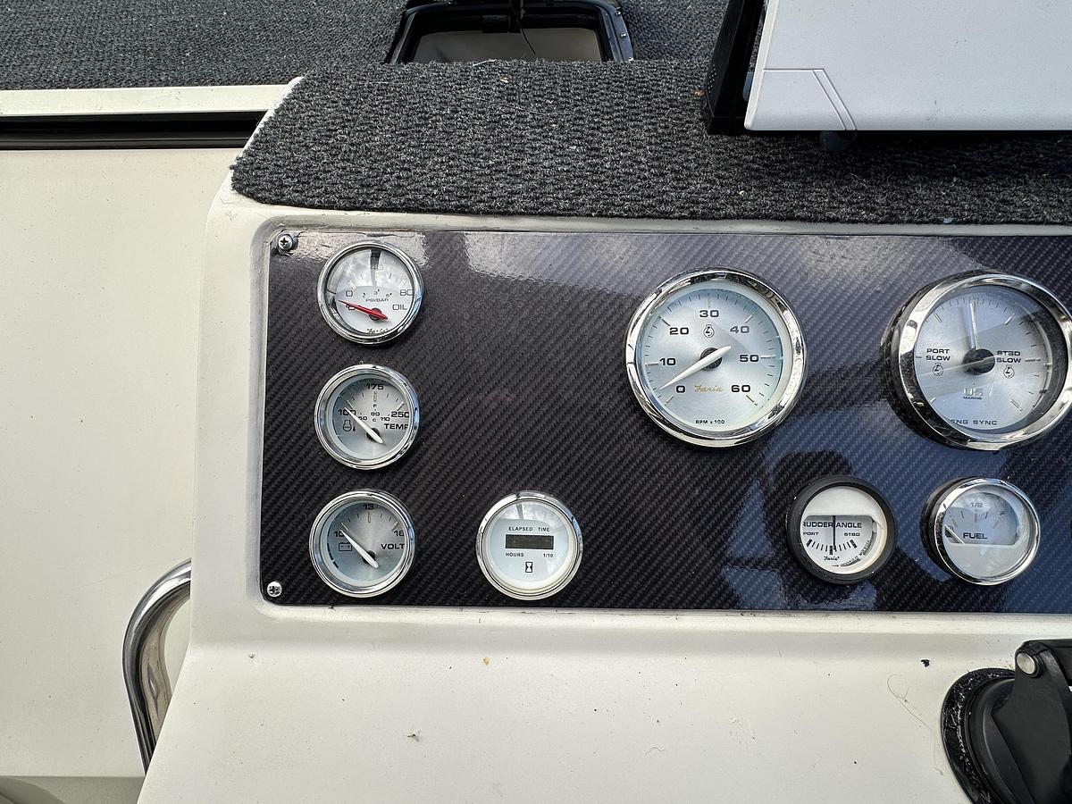 Used 1990 Silverton 34 Express