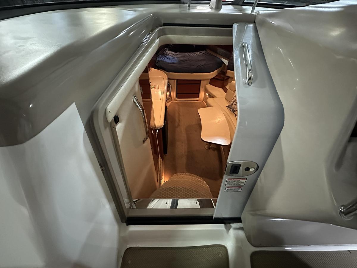 Used 2004 Sea Ray 340 Sundancer