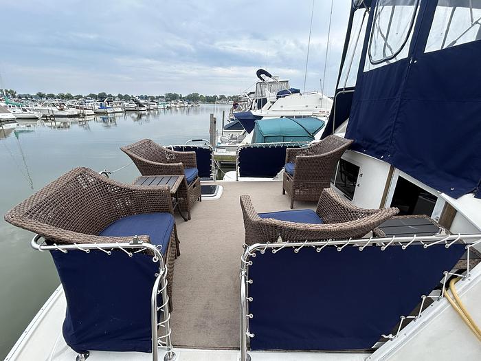 Used 1990 Silverton  40 Motor Yacht