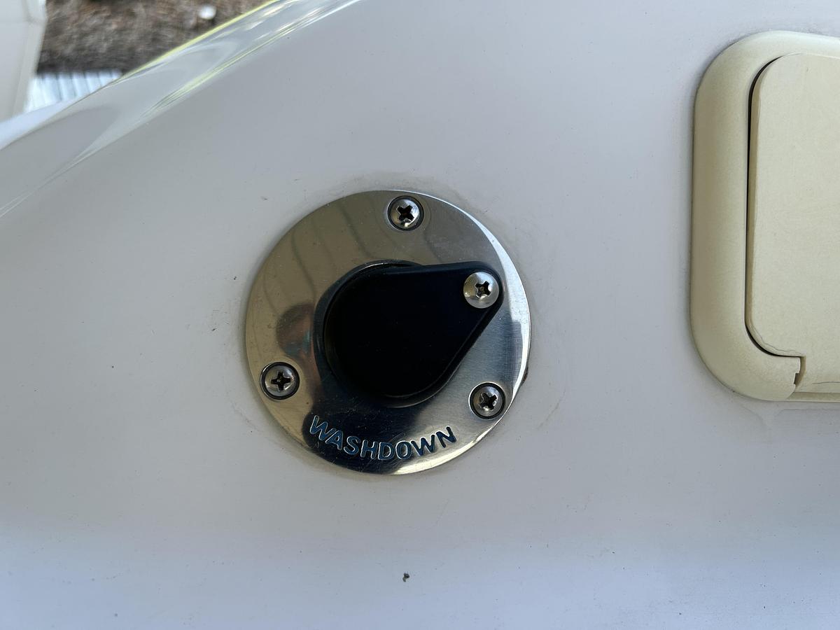 Used 2005 Ebbtide 2600