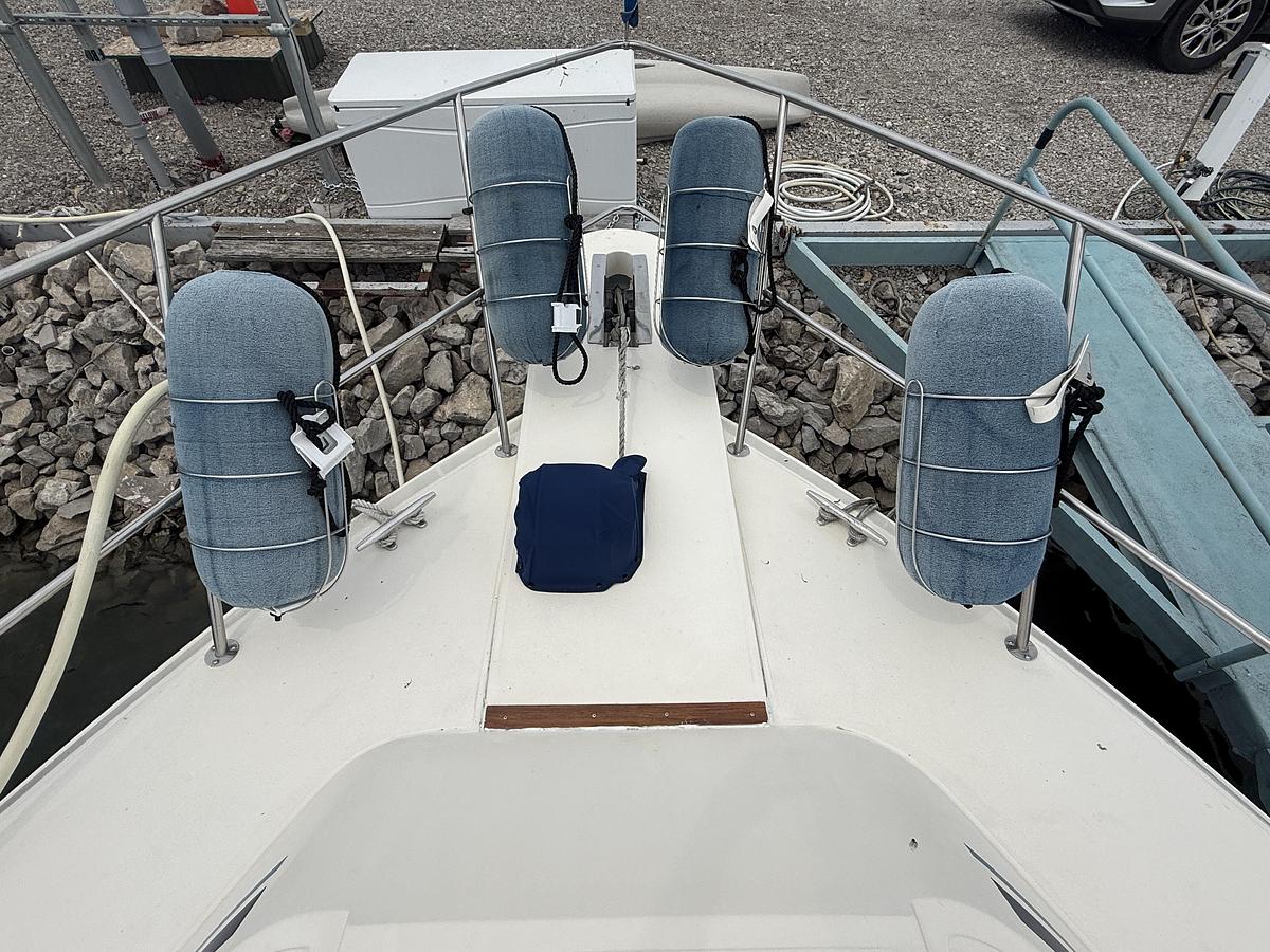 Used 1986 Sea Ray 410 Sundancer