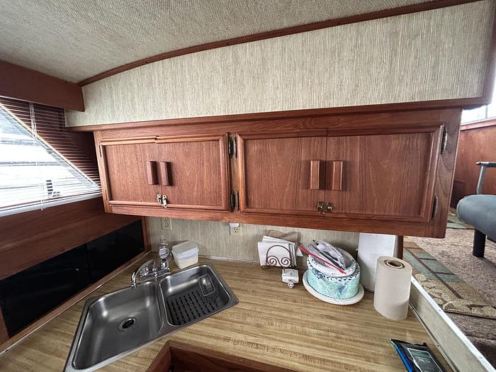 Used 1986 Marinette 39' Double Cabin