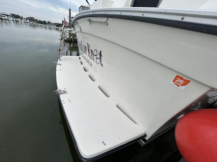 Used 1990 Silverton  40 Motor Yacht
