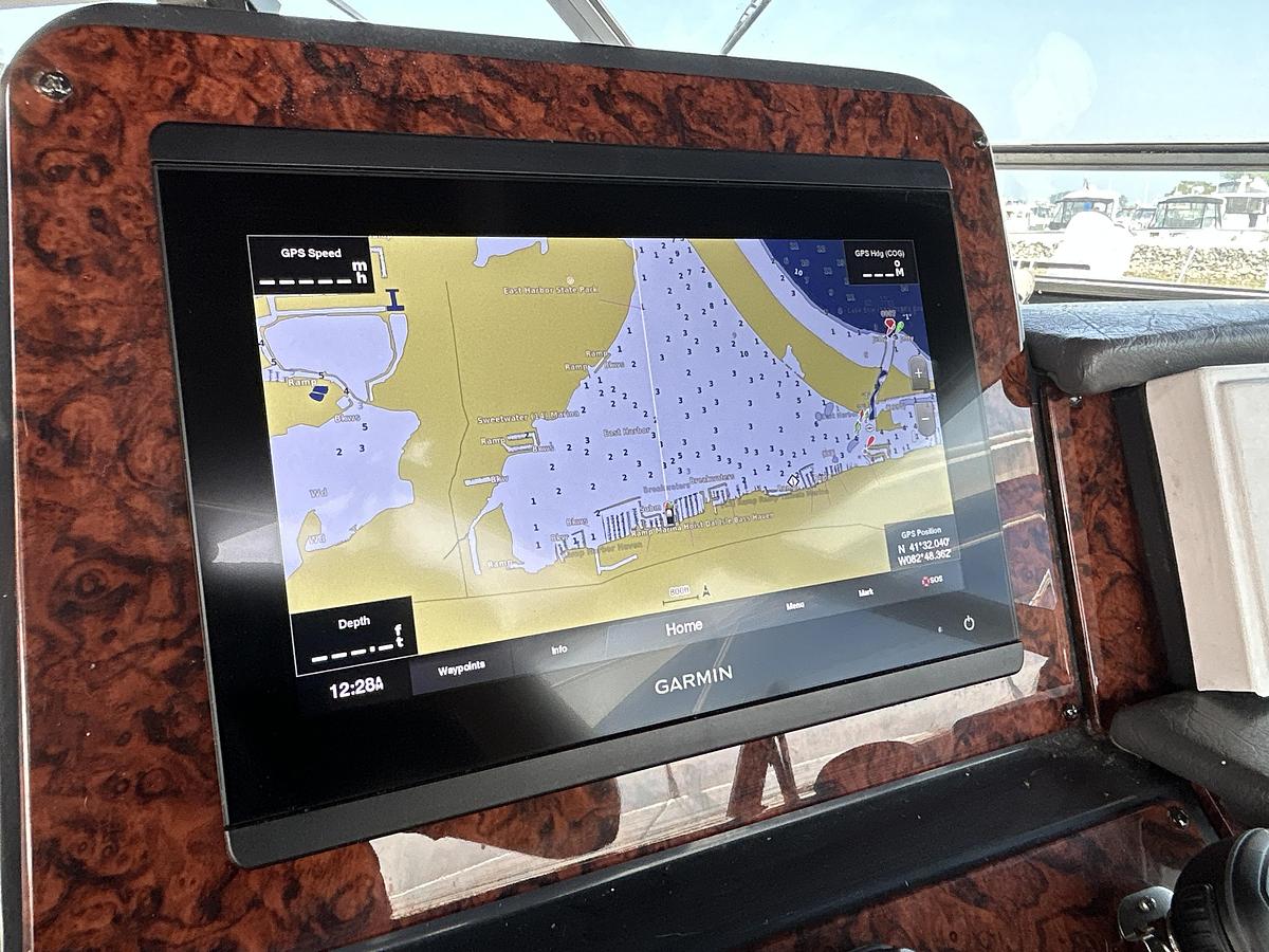 Used 1993 Sea Ray 440 Sundancer