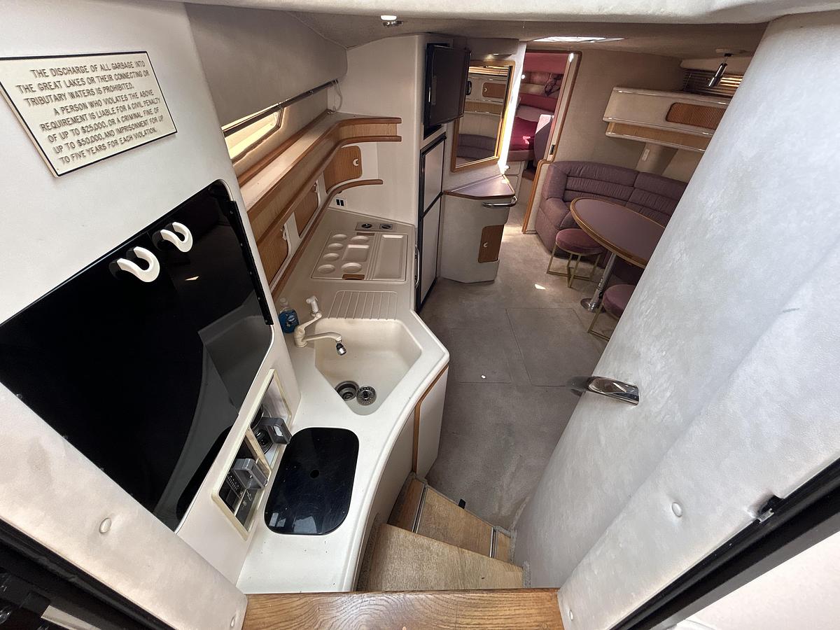 Used 1993 Sea Ray 440 Sundancer