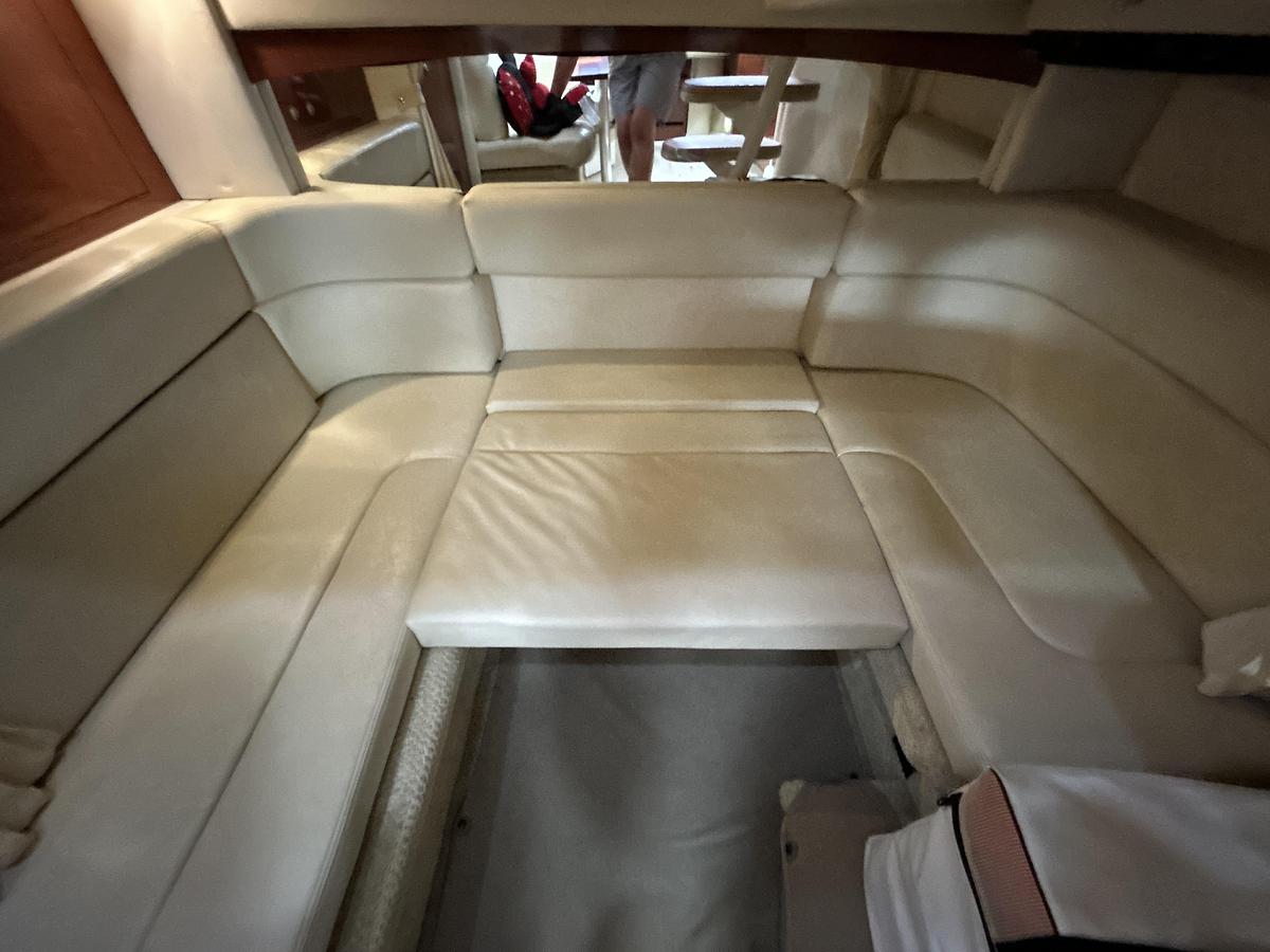 Used 2005 Sea Ray 320 Sundancer