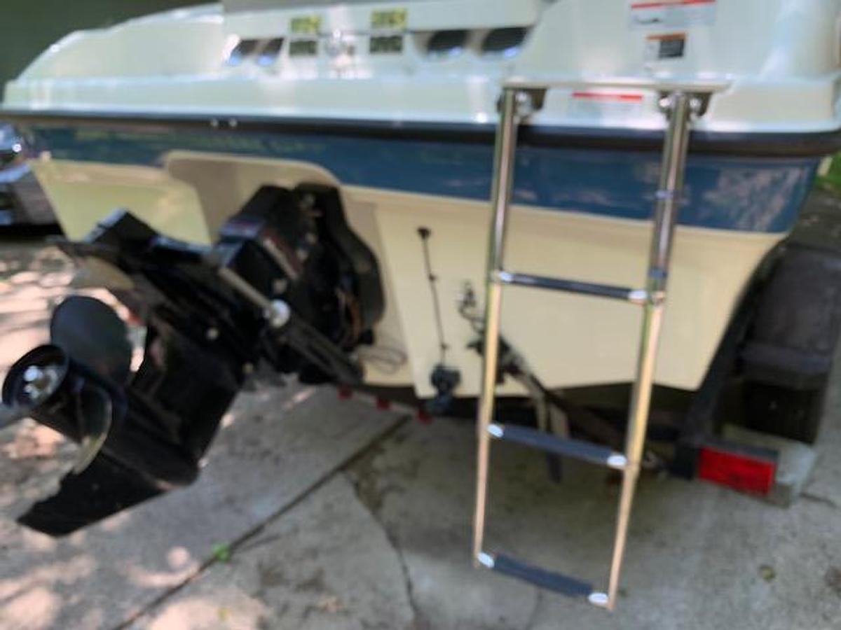Used 2011 Bayliner 185 Bowrider