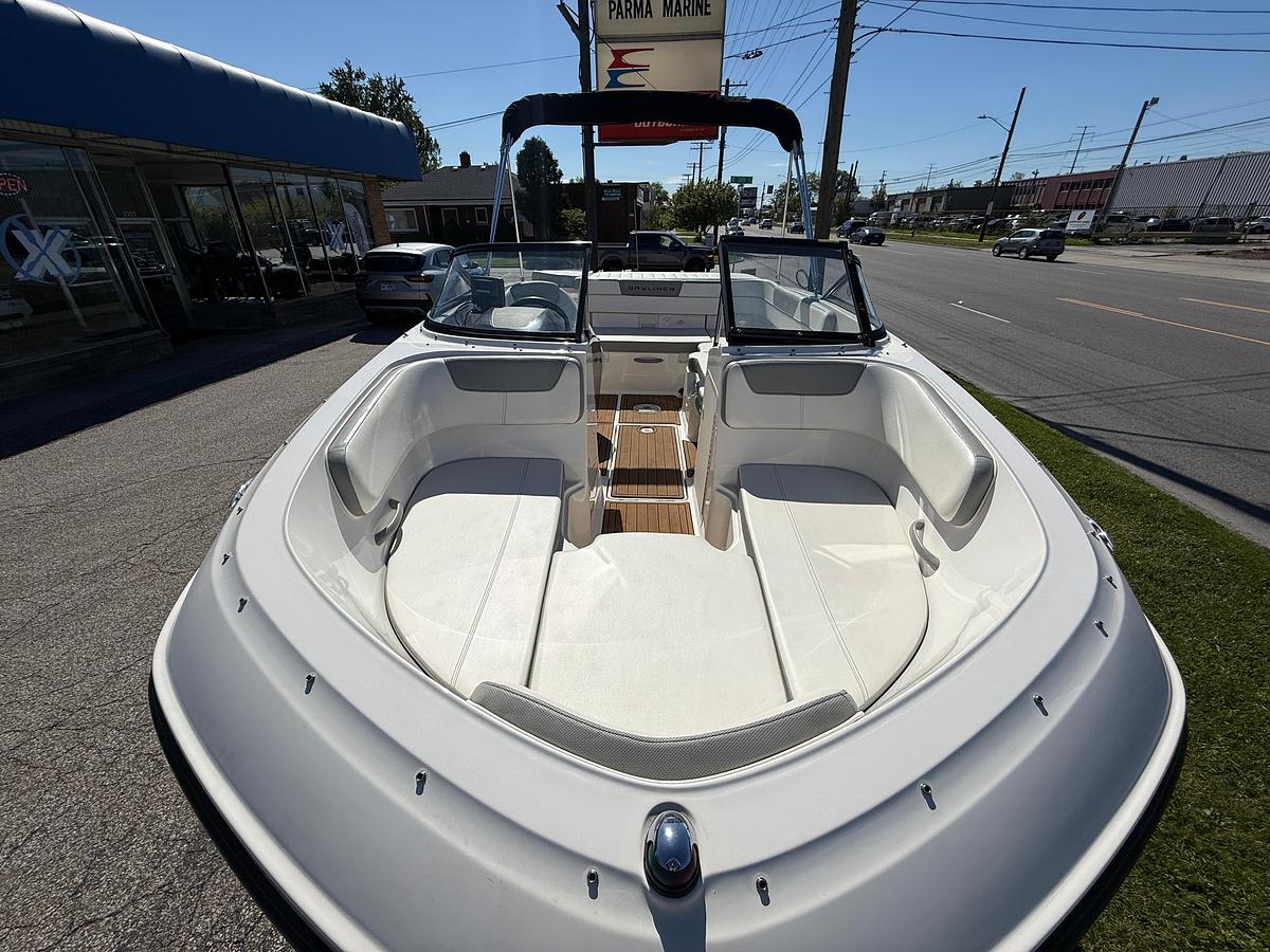 Used 2016 Bayliner VR5