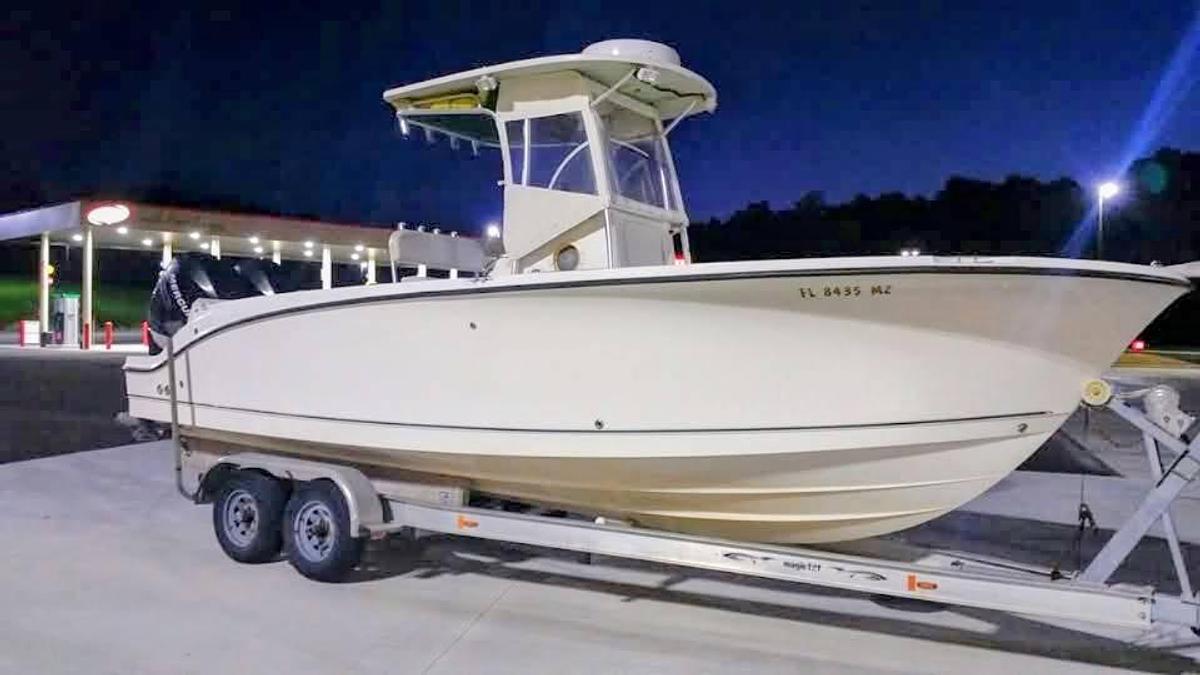Used 2005 Trophy 2502 Pro