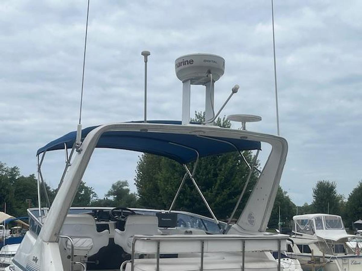 Used 1991 Sea Ray 370 Sedan Bridge