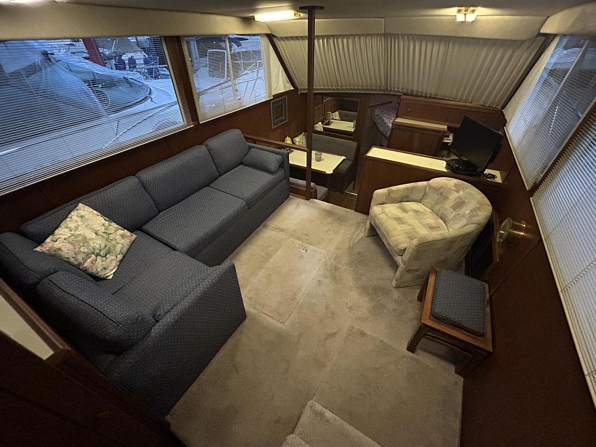 Used 1987 Chris-Craft 362 Catalina