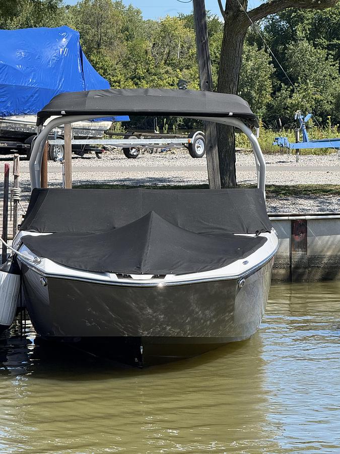 Used 2023 Yamaha 252 SD