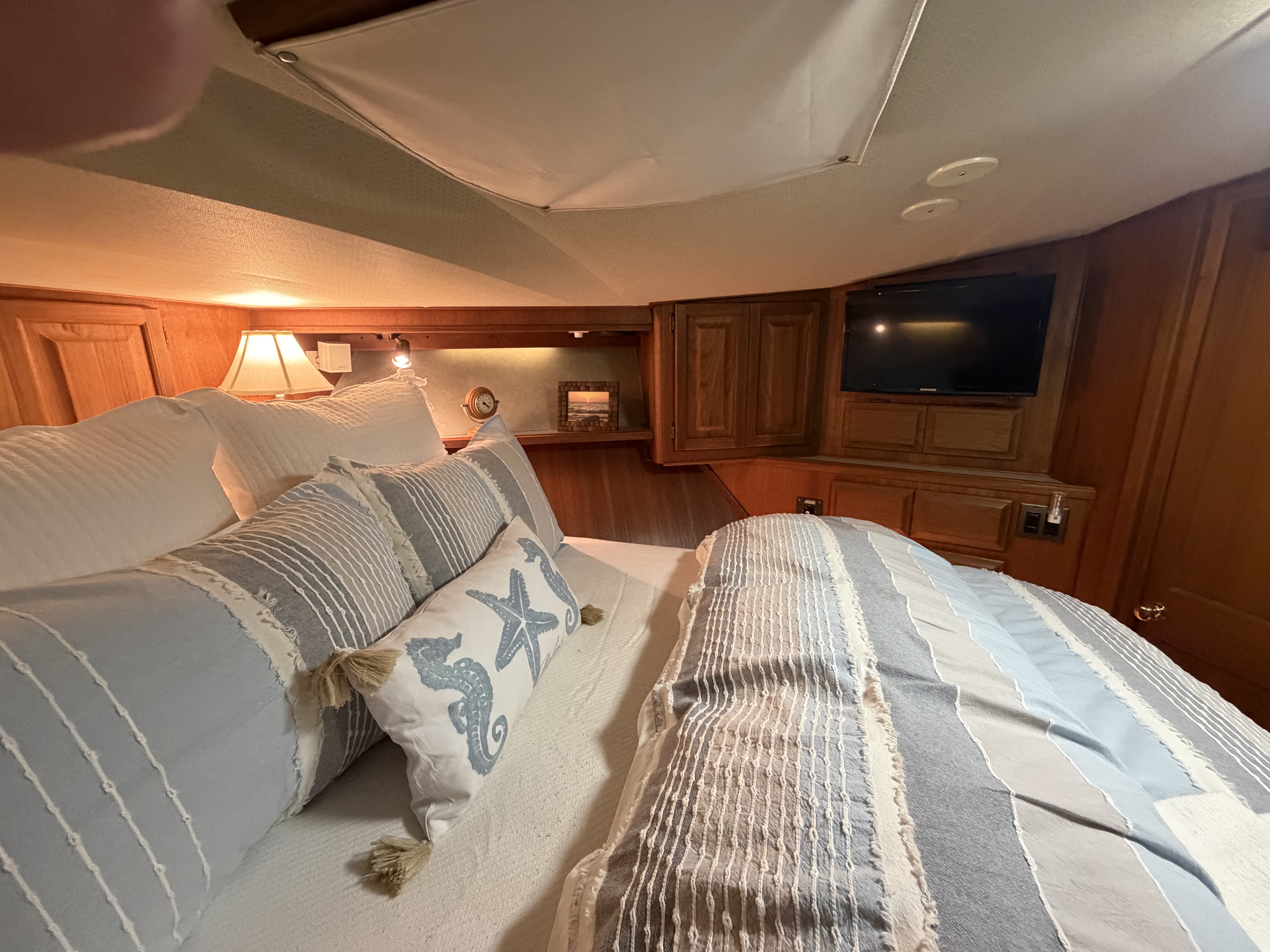 Used 1986 Viking 48 Motor Yacht