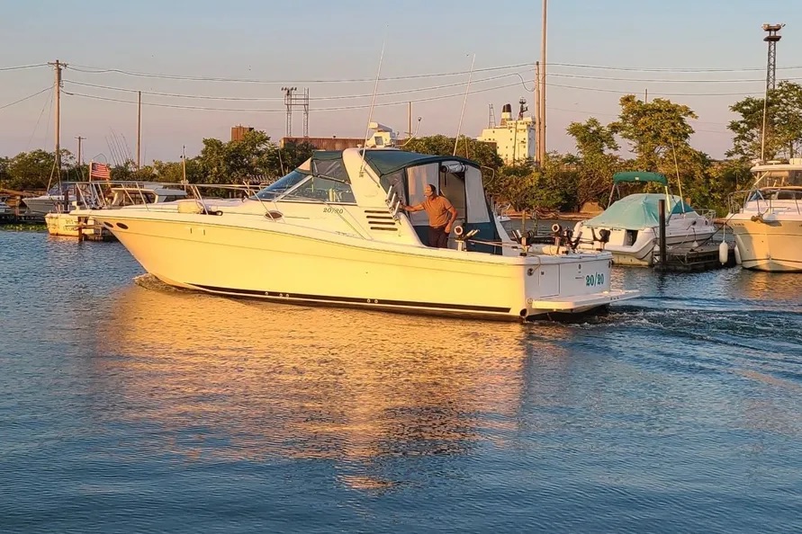 Used 1998 Sea Ray 370 Express Cruiser